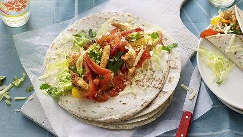 Fajitas with guacamole