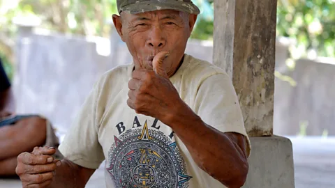 Mark Eveleigh Every kolok has a name sign that usually relates to his or her appearance or to a personal habit (Credit: Mark Eveleigh)