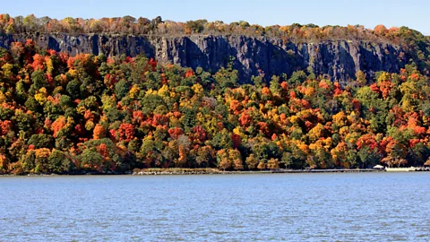 Len Holsborg/Alamy The Palisades’ sheer cliffs were an easy stand-in for canyon country, while the Hudson River could be made to look like a seaside harbour (Credit: Len Holsborg/Alamy)