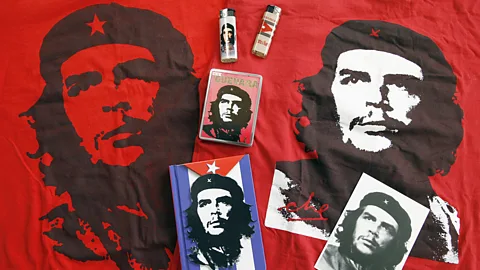 Alamy Irish artist Jim Fitzpatrick’s stylised version of Korda’s photograph helped seal its iconic status (Credit: Alamy)