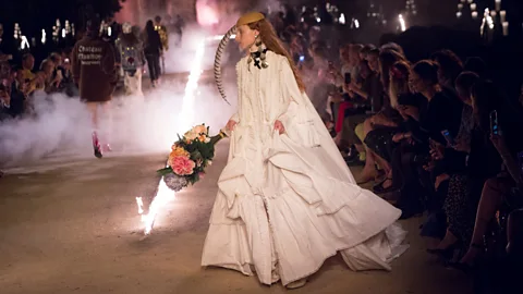 Vintage 80's Vogue 1679 BRIDAL WEDDING DRESS GOWN Sewing Pattern Women  UNCUT | eBay