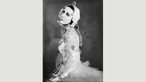 Armand collection, courtesy of the Arab Image Foundation Tamara Toumanova, ballet dancer, 1945, by Armand (Armenak Arzrouni) (Credit: Armand collection, courtesy of the Arab Image Foundation)