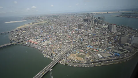 Getty Images Commutes are getting long and sweaty in cities like Lagos that struggle with more intense heatwaves amid climate change (Credit: Getty Images)