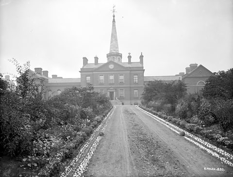 Black and white photograph of Clifton House