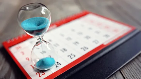 Getty Images Houtglass and calendar (Credit: Getty Images)