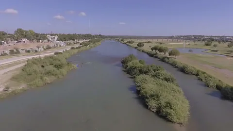 Robie Flores (Credit: Robie Flores)