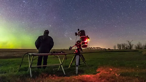 Catch a Shooting Star - Sky & Telescope - Sky & Telescope