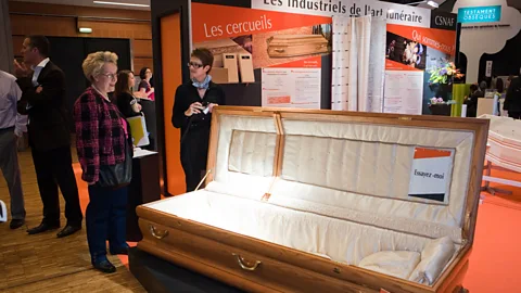 Alamy Photos As the French funeral industry grows, young entrepreneurs are offering streamlined organizational and administrative assistance to bereaved families (Credit: Alamy Photos)