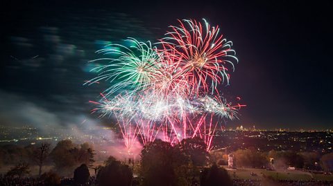 The secrets of a spectacular musical firework display