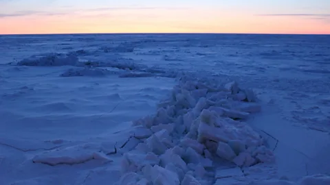 Martha Henriques The wake of the Akademik Fedorov, a Russian supply vessel, transformed from a 25m-wide trail of slush and ice, to a thin seam (Credit: Martha Henriques)