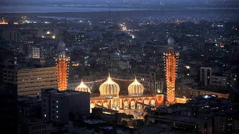 Asif Hassan/Getty Images Pakistan’s Memon population – which consists of around 700,000 people – mostly lives in Karachi (Credit: Asif Hassan/Getty Images)