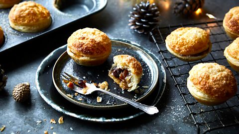 Give mince pies extra sparkle