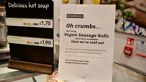 We tried Greggs' new vegan sausage roll and compared it to the