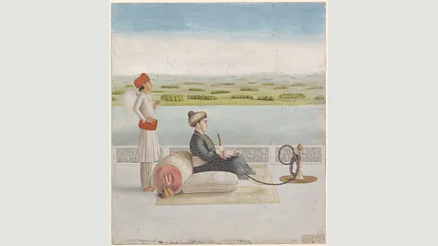 Fondation Custodia, Collection Frits Lugt, Paris John Wombwell, a Company ant, was shown smoking a hookah in this 1790 portrait (Credit: Fondation Custodia, Collection Frits Lugt, Paris)