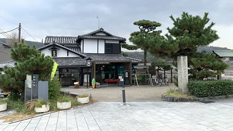 Bryan Lufkin Tsuen Tea, founded in 1160 and located in Kyoto, is one of 33,000 "shinise" companies in Japan: businesses over 100 years old at least (Credit: Bryan Lufkin)