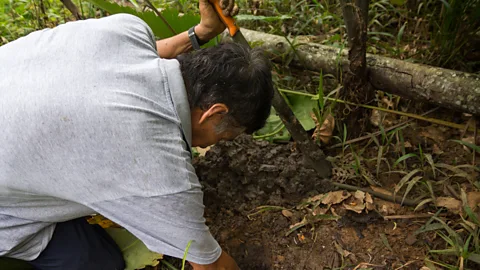 Kimberley Brown Oil has contaminated the ground at Galo Rodriguez's property in Lago Agrio, Ecuador, for many years (Credit: Kimberley Brown)