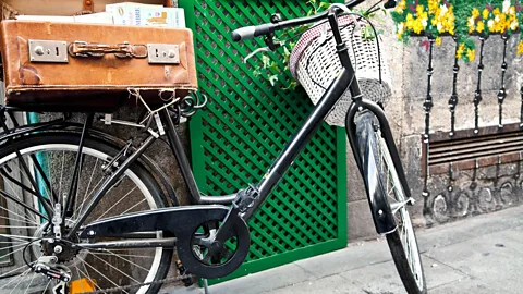 Alamy Bookshops are coming up with new ways of helping customers – including delivery by bike (Credit: Alamy)