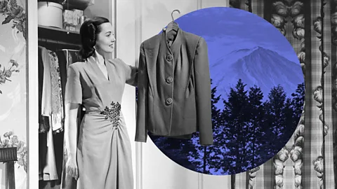 Getty Images/Javier Hirschfeld Hanging clothes to dry in the air rather than in a tumble-dryer can make a big dent in carbon emissions (Credit: Getty Images/Javier Hirschfeld)