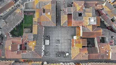 Giulio Margheri The StoDistante installation in Tuscany was created by Caret Studio (Credit: Giulio Margheri)