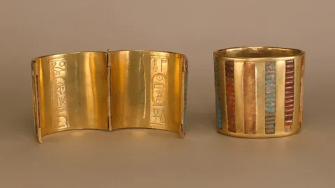 Met Museum Ancient Egyptian hinged cuffs believed to have belonged to the wives of Thutmose lll, who ruled Egypt for more than 50 years (Credit: Met Museum)