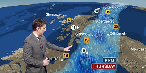 Alex Deakin with weather map introduced on Monday May 16th, 2005 with 3-D graphics, in the first major change to the look of ý Weather since 1985.