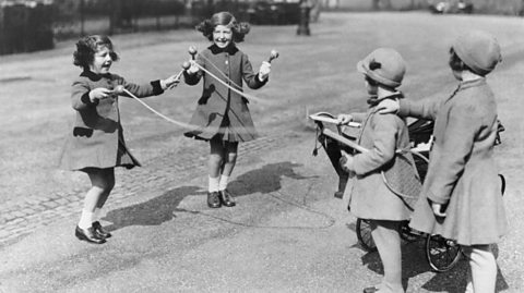 What did children do in the 1930s? - BBC Bitesize