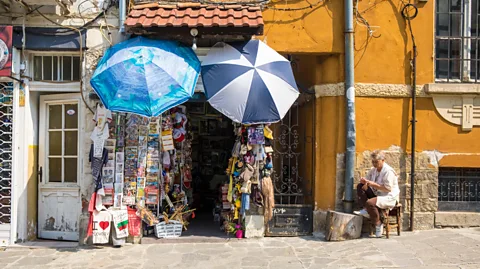 I/Alamy The city has a uniquely relaxed vibe, with locals taking time to slow down and enjoy life (Credit: I/Alamy)
