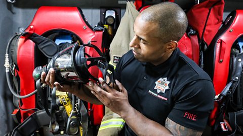 Marvin checking his oxygen mask