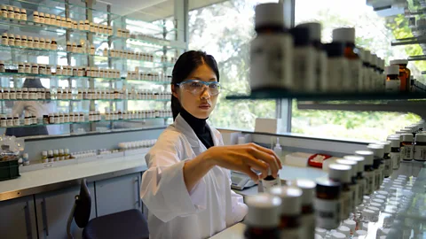 Eric Feferberg/Getty Images Odours are often complex combinations of molecules that can trigger more than one olfactory receptor at once (Credit: Eric Feferberg/Getty Images)