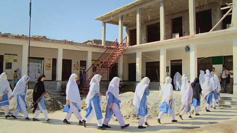 Image: Schoolchildren