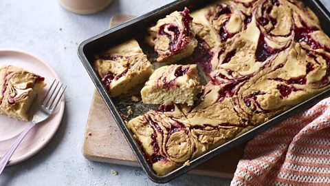 Nadiya's peanut butter and jelly traybake