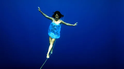 Annelie Pompe Today, Prinsloo has achieved her childhood dream of becoming a real-life mermaid (Credit: Annelie Pompe)