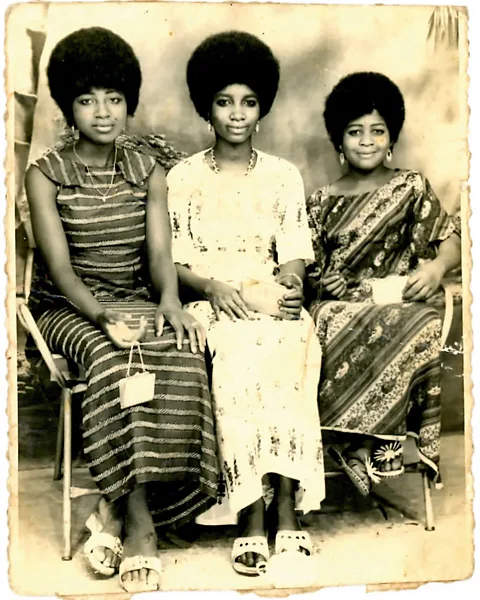 Courtesy of The McKinley Collection/The African Lookbook Social change is reflected in the images, including this portrait taken in a studio in 1972 in Accra, Ghana (Credit: Courtesy of The McKinley Collection/The African Lookbook)