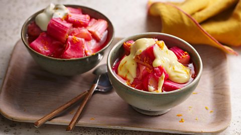 Rhubarb and custard