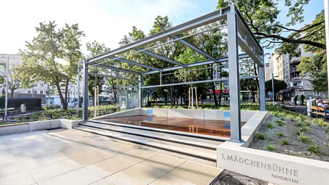 Christian Fürthner Local schoolgirls requested an outdoor performance space in Vienna's Reumannplatz (Credit: Christian Fürthner)