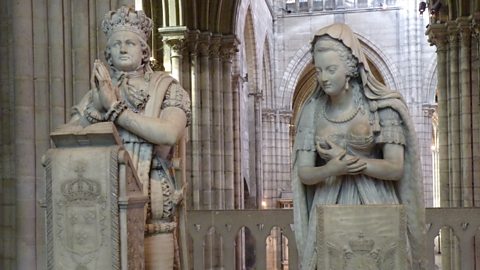 Statues of King Louis XVI and Marie Antoinette in Saint-Denis Cathedral