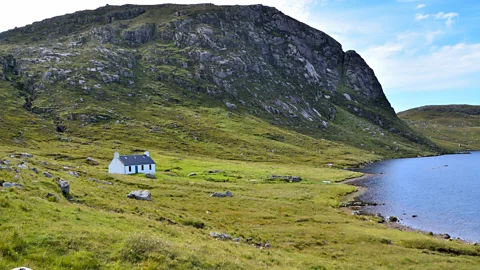 Jason Jones Travel Photography/Getty Images Scotland's version of 'hygge' (Credit: Jason Jones Travel Photography/Getty Images)