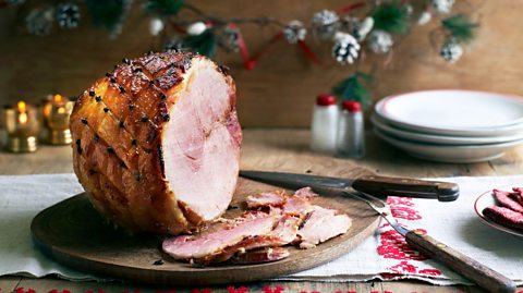 Honey-glazed gammon