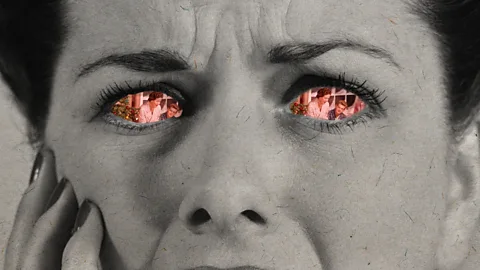 Javier Hirschfeld Social media can help some people feel even more isolated during festivities like Christmas (Credit: Javier Hirschfeld)