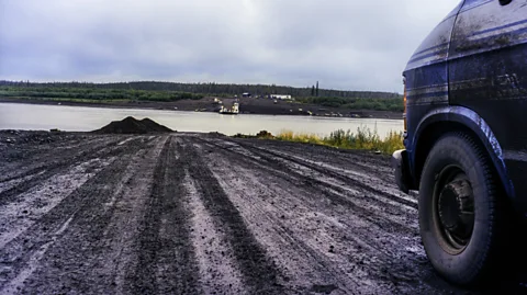 Pierre Longnus/Getty Images The 764km Dempster Highway winds its way through mountain ranges and crosses mighty rivers (Credit: Pierre Longnus/Getty Images)