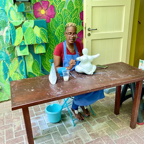 Sarah Harvey Angelique Martina is one of Israel's Curaçaoan associates who paints Chichis (Credit: Sarah Harvey)
