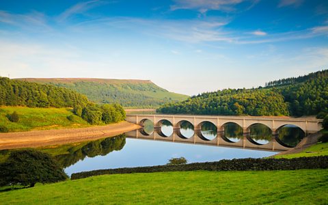 A picturesque bridge over Ladybower reservoir.