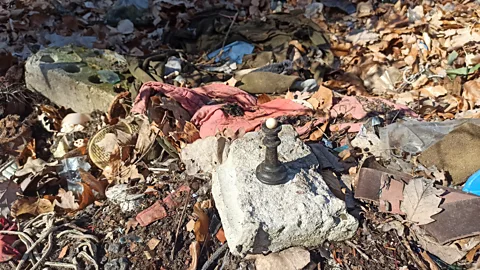 Grzegorz Kiarszys How about a nice game of chess? A piece from a long-forgotten set which once entertained military personnel or their families. (Credit: Grzegorz Kiarszys)