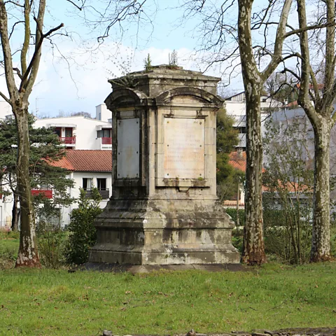 Mike MacEacheran At the centre of the island, a monument commemorates the meeting where the Treaty of the Pyrenees was negotiated in 1659 (Credit: Mike MacEacheran)