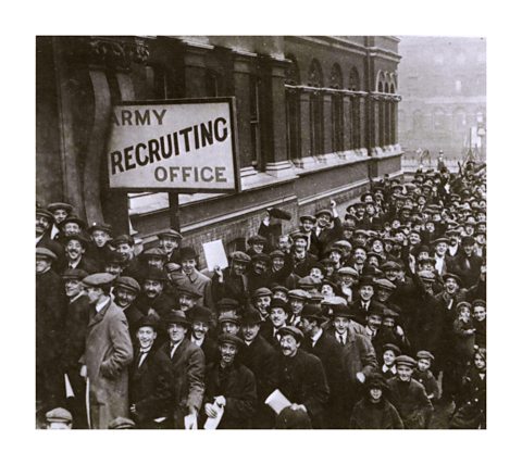 Army recruiting office at the outbreak of World War One, 1914.