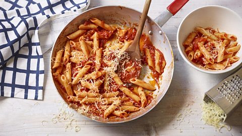 Budget arrabiata pasta 