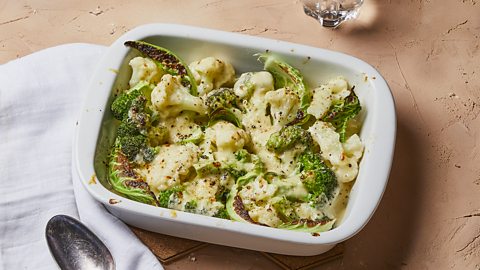 Cauliflower and broccoli cheese