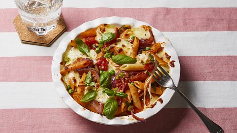 Tomato and pea pasta bake