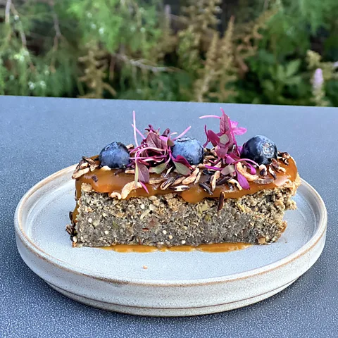 Dana Thompson Sunflower-seed cake with agave squash caramel (Credit: Dana Thompson)