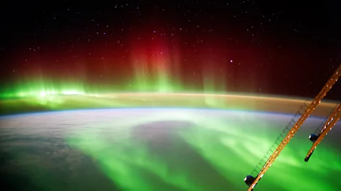 Alexander Gerst/ESA The aurora occur above Earth's poles as high energy particles from solar flares interact with the atmosphere (Credit: Alexander Gerst/ESA)
